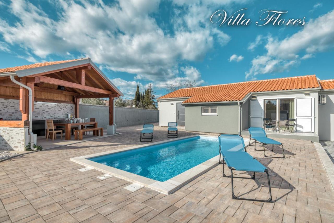 Villa Flores Kavran Exterior photo